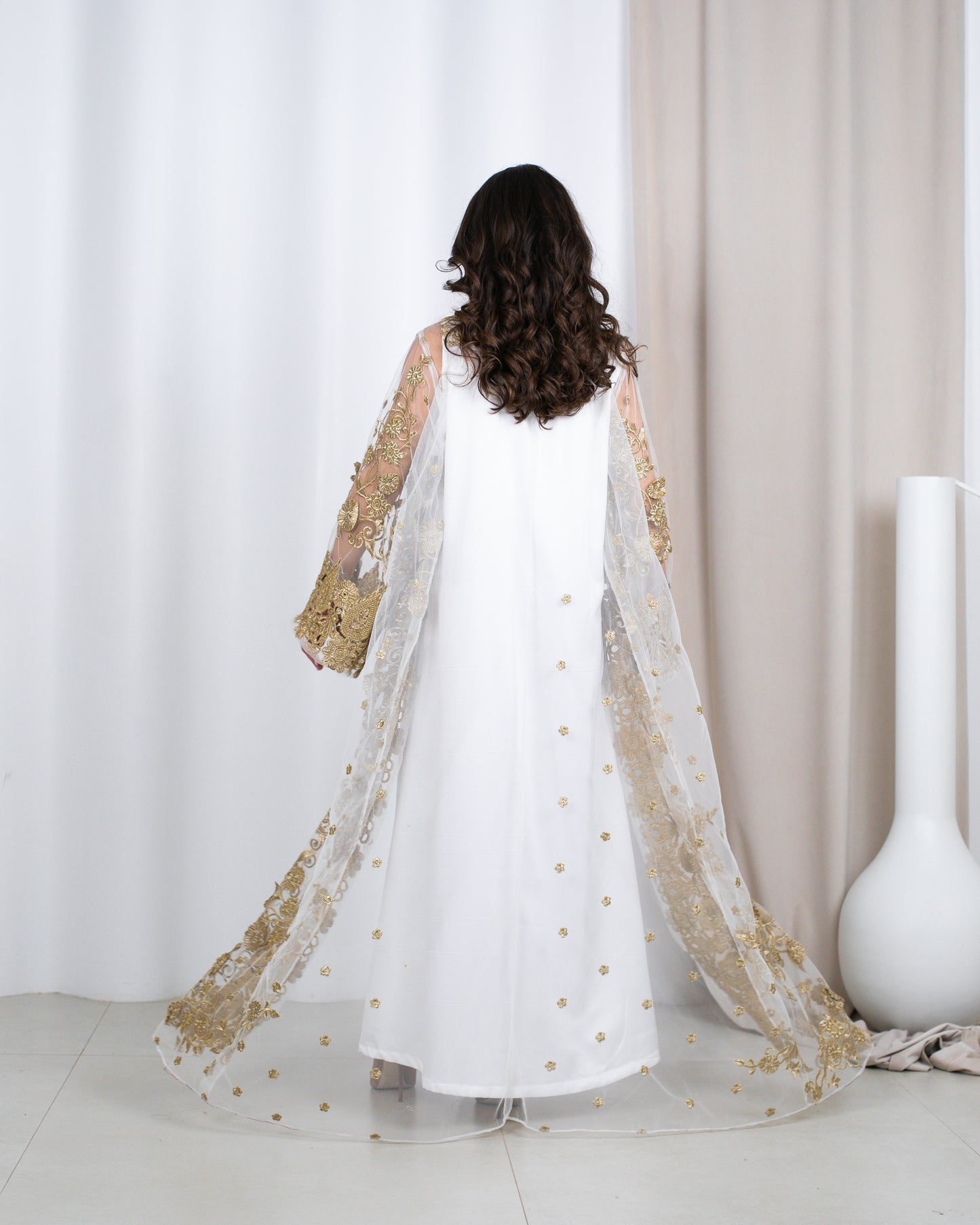 Thoub Bisht White