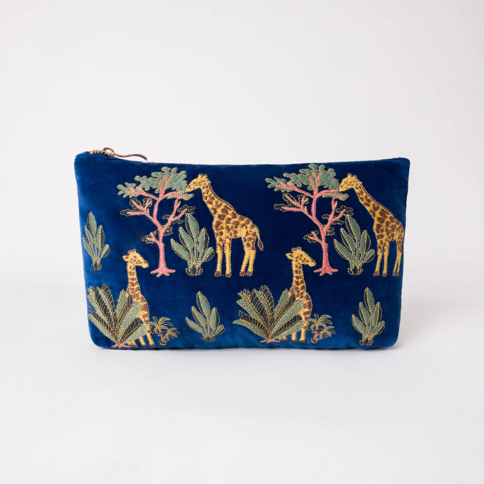 Giraffes Pouch