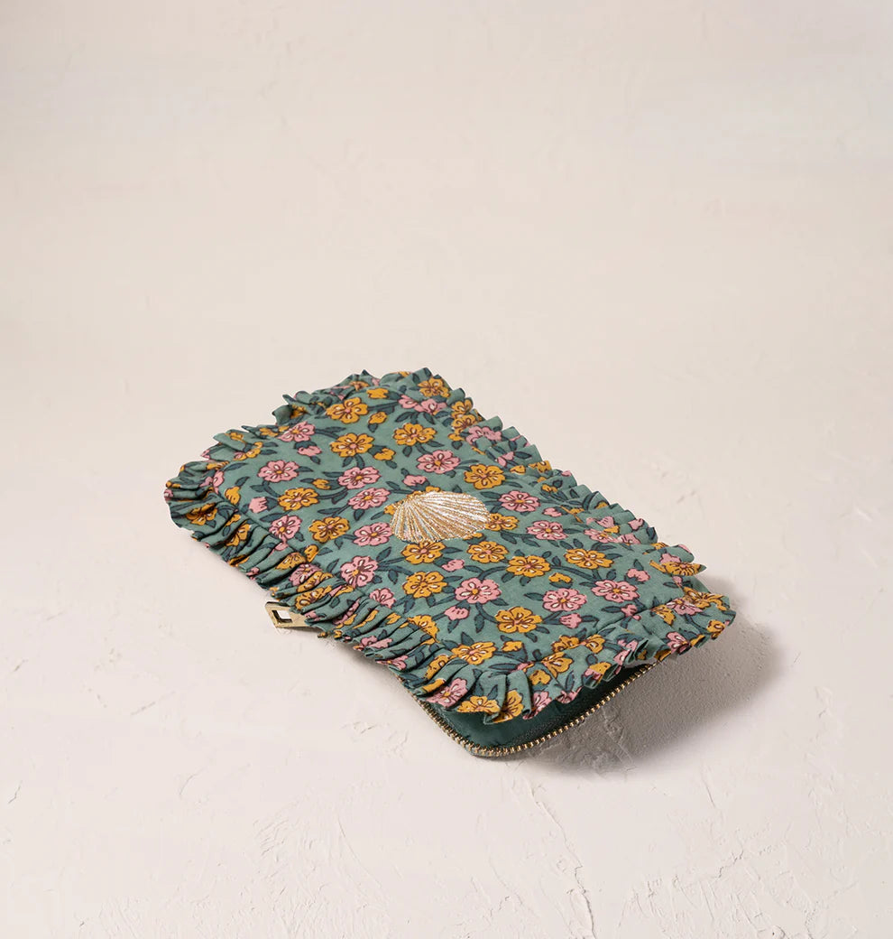 Shells Frill Glasses Case
